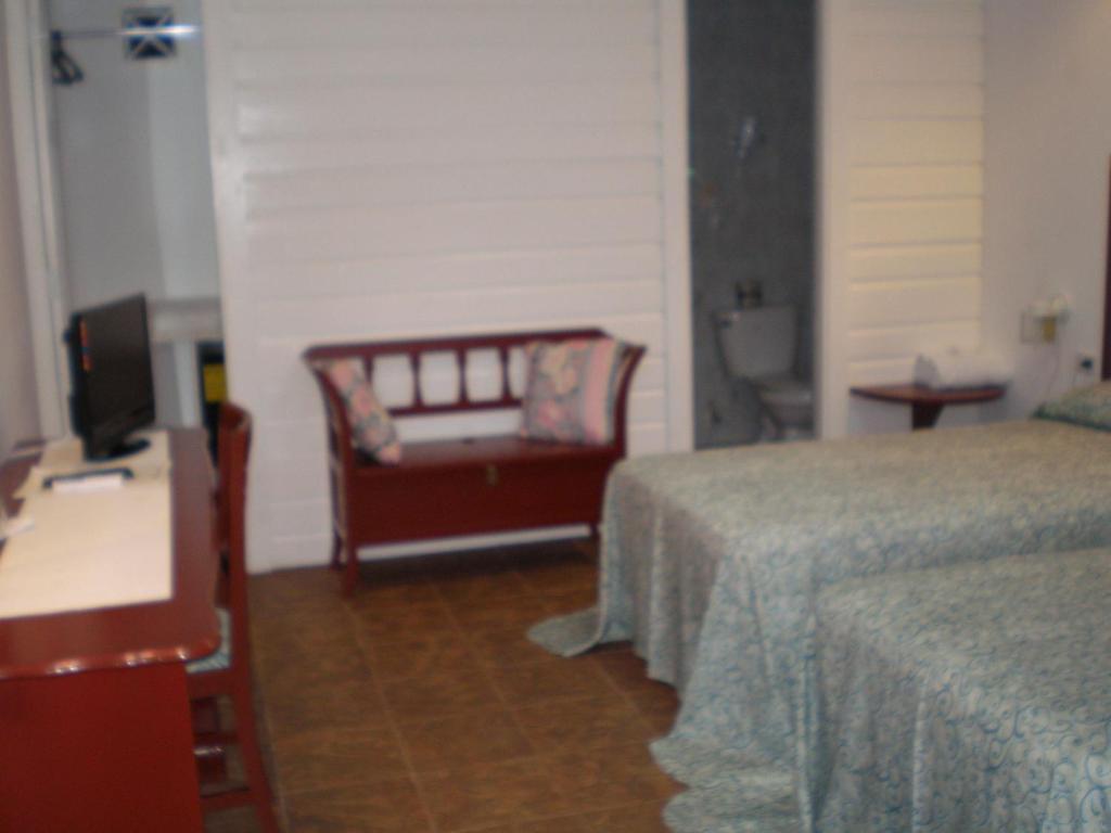 Pachamama Bay Club Hotel Bocas Town Room photo