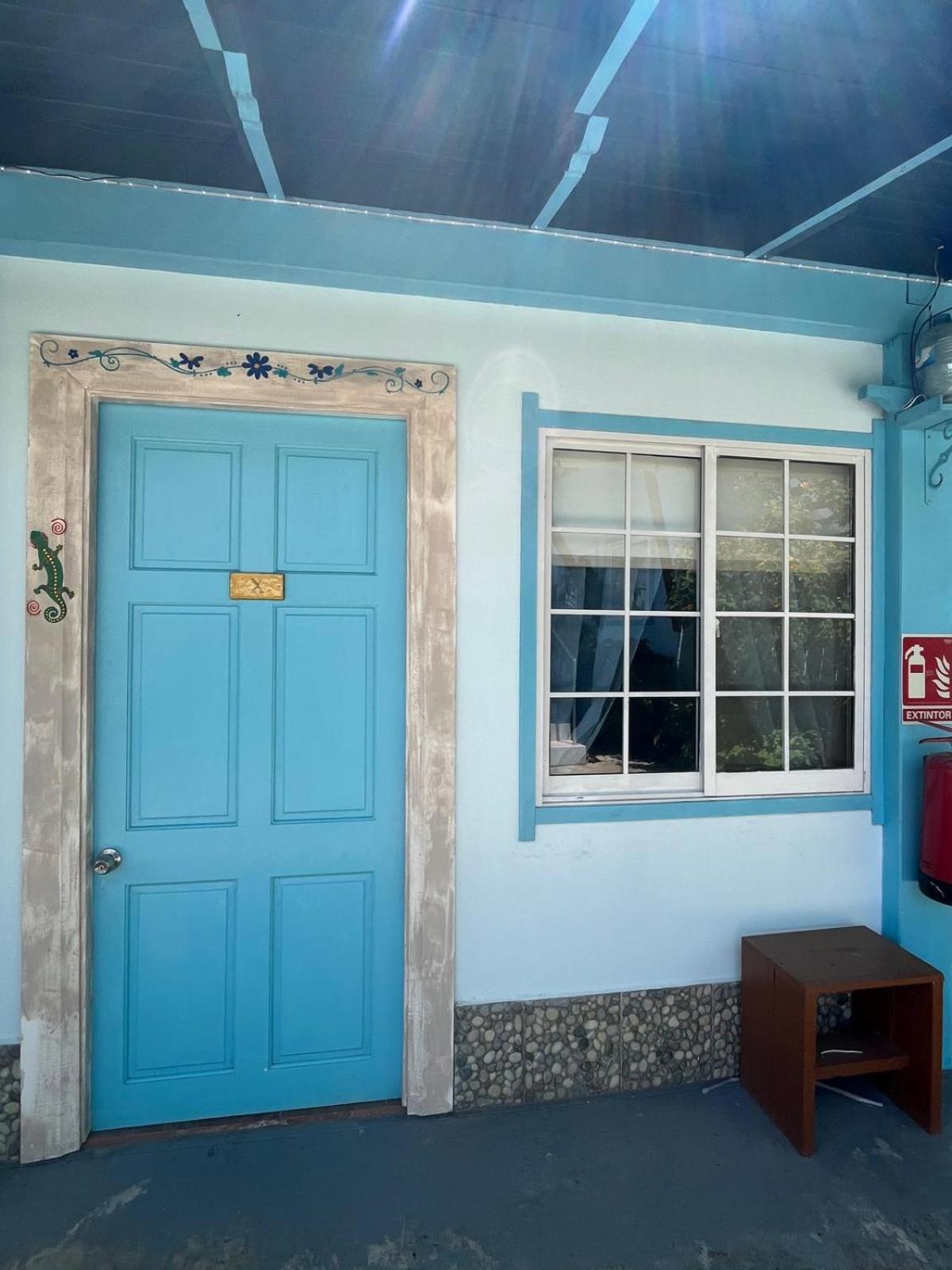 Pachamama Bay Club Hotel Bocas Town Exterior photo