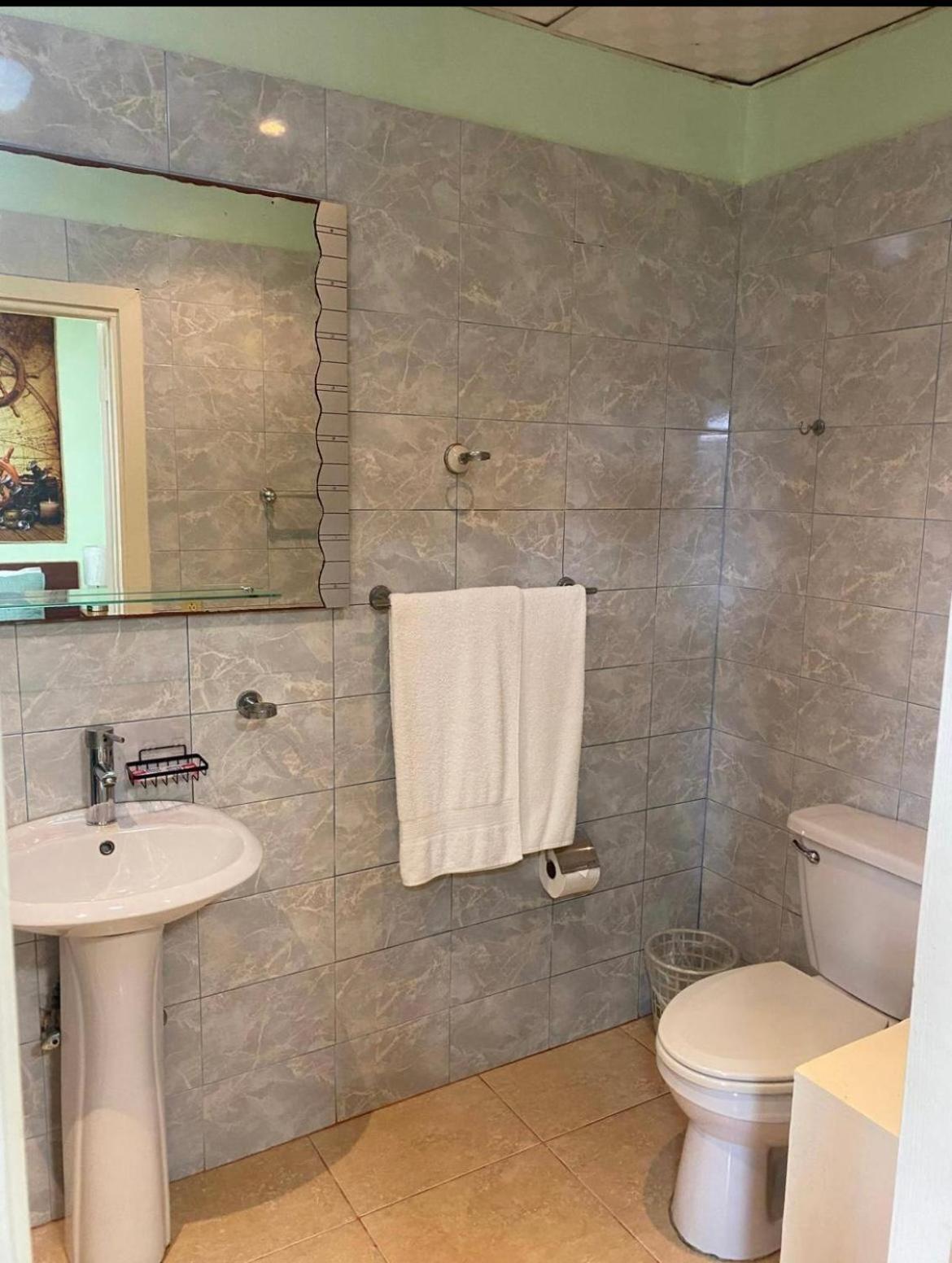 Pachamama Bay Club Hotel Bocas Town Room photo