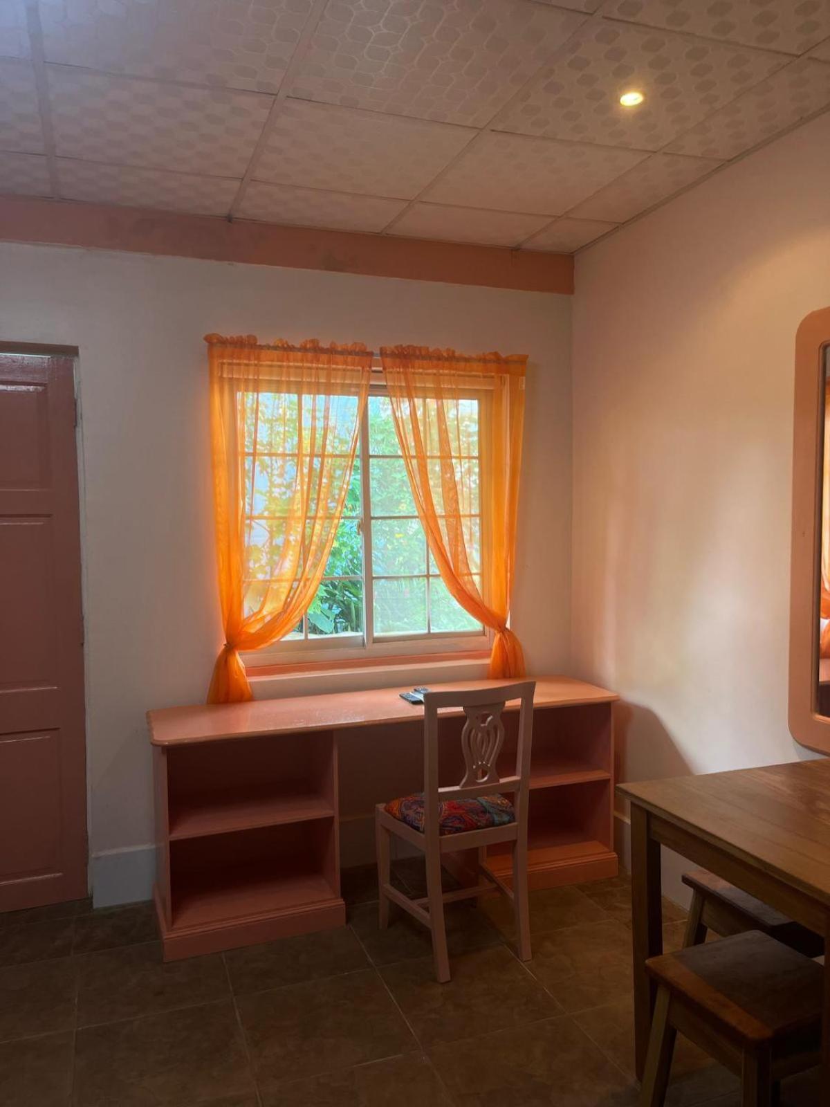 Pachamama Bay Club Hotel Bocas Town Room photo